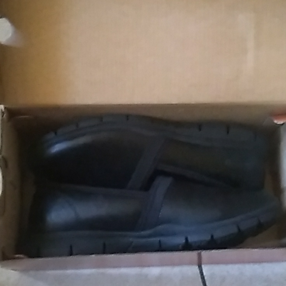 FREE SHIPPING  WOOOW Skechers work footwear slip-resistant